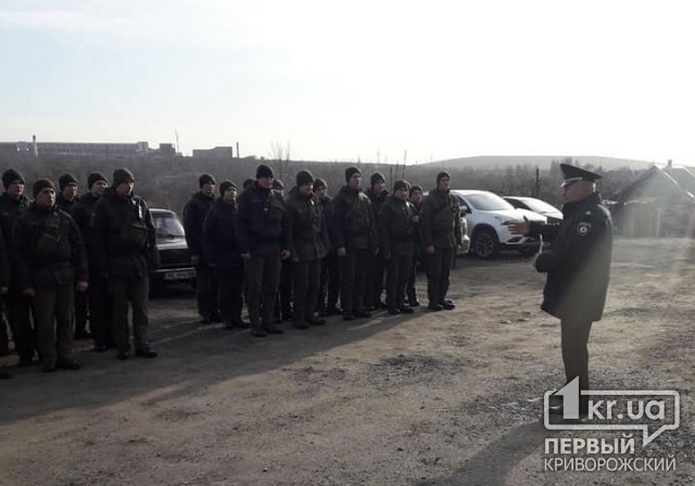 Военнослужащие и полицейские заступили на патрулирование Ингулецкого района Кривого Рога