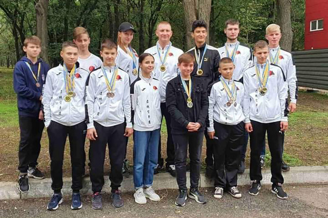 Криворожане привезли десятки медалей с Чемпионата Украины по каратэ-до