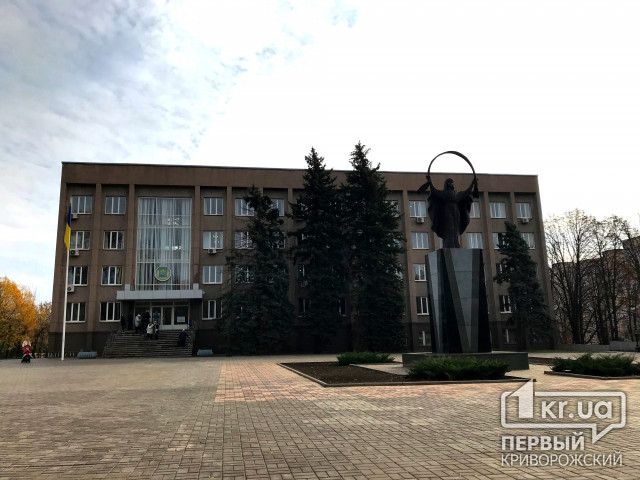 Почти все протоколы голосования на местных выборах приняла избирательная комиссия Покровского района Кривого Рога