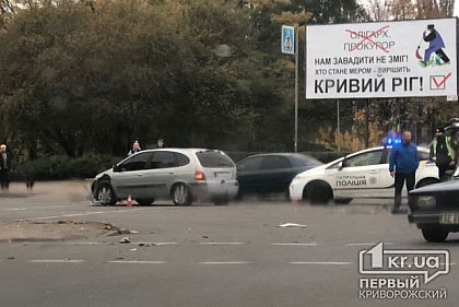 Возле цветочных часов в Кривом Роге случилось ДТП
