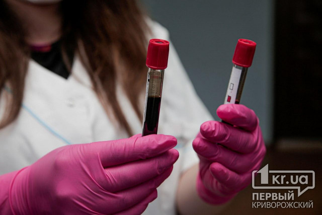 В Украине диагностировано более 90 тысяч случаев коронавируса
