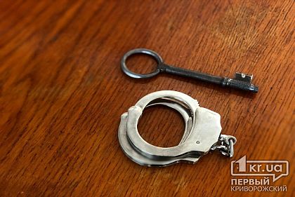 Криворожанина, защитившего супругу от пьяного мужчины, посадили в тюрьму