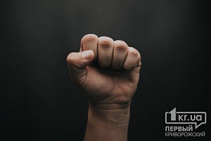 За повторное домашнее насилие над тещей криворожанина арестовали на трое суток