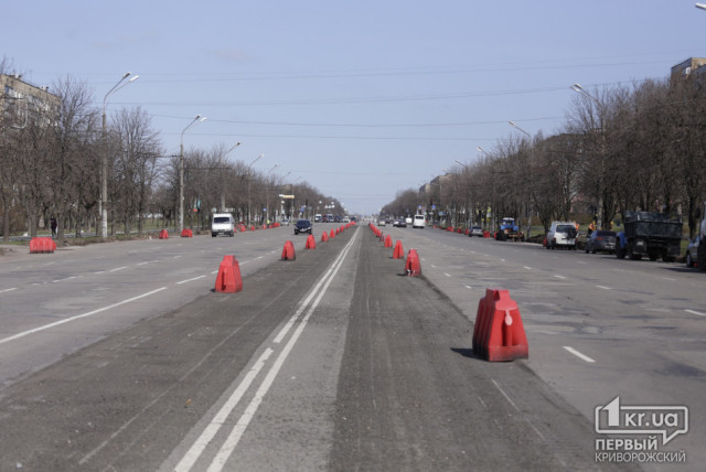 Онлайн: проверить выполнение ремонта на проспекте 200-летия Кривого Рога приехал глава ДнепрОГА