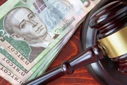 В Кривом Роге отца, задолжавшего дочери 50 тысяч гривен алиментов, приговорили к ограничению свободы