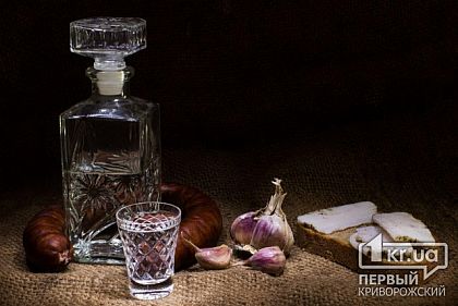 Более 3 тысяч гривен штрафа заплатит криворожанин, торговавший водкой на рынке