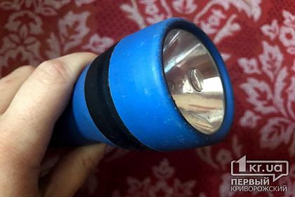 Криворожанке, которая продала за 25 гривен фонарик во время карантина, суд сделал замечание