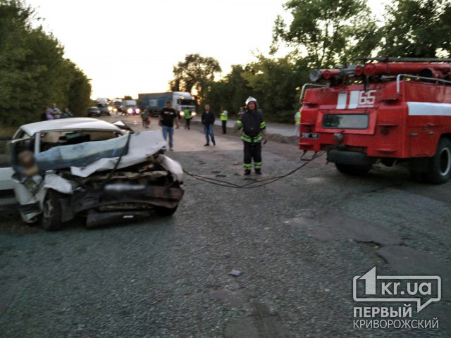 Три человека погибли в результате ДТП на трассе между Днепром и Кривым Рогом