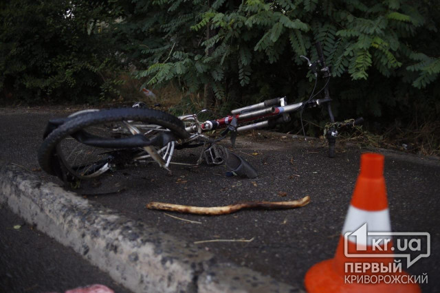 В Кривом Роге легковушка насмерть сбила велосипедиста