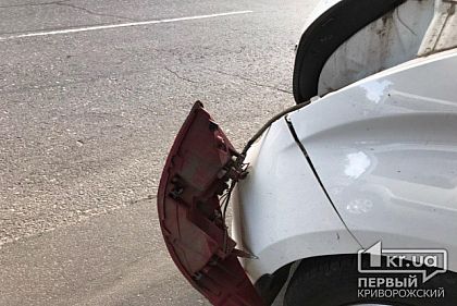 Криворожанин пострадал в тройном ДТП
