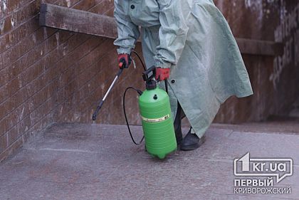 В Кривом Роге управители и ОСМД выполнили обработку 3 тысяч 411 жилых домов