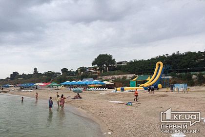 Морская соль и ультрафиолет уничтожают возбудитель COVID-19: в Украине разрешат открыть пляжный сезон