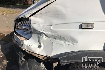 В Кривом Роге в ДТП попали маршрутка и легковушка