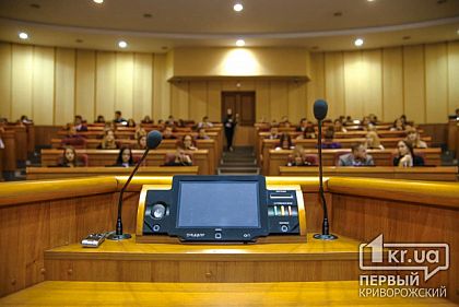 Мэр поручит проверить систему Рада, которая не включилась на последней сессии горсовета