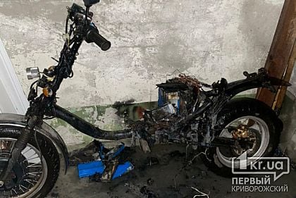 В кладовке многоэтажки сгорел самодельный электровелосипед