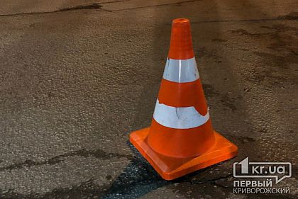 В Кривом Роге выпивший водитель мопеда попал в аварию