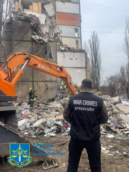 Зруйнована багатоповерхівка в Одесі