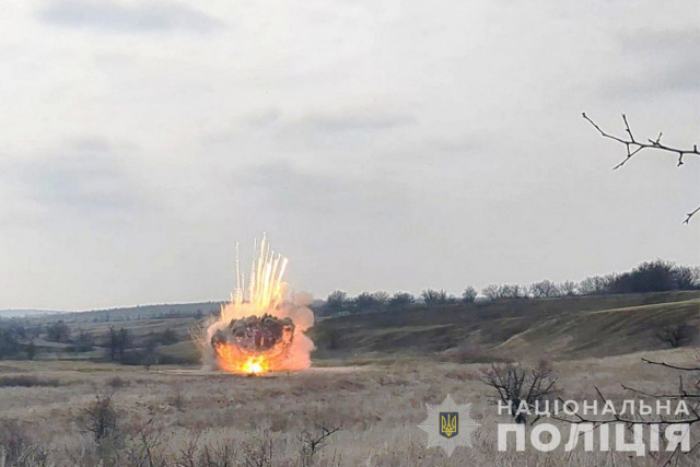 На Дніпропетровщині вибухотехніки знищили збиті ворожі ракети та безпілотники