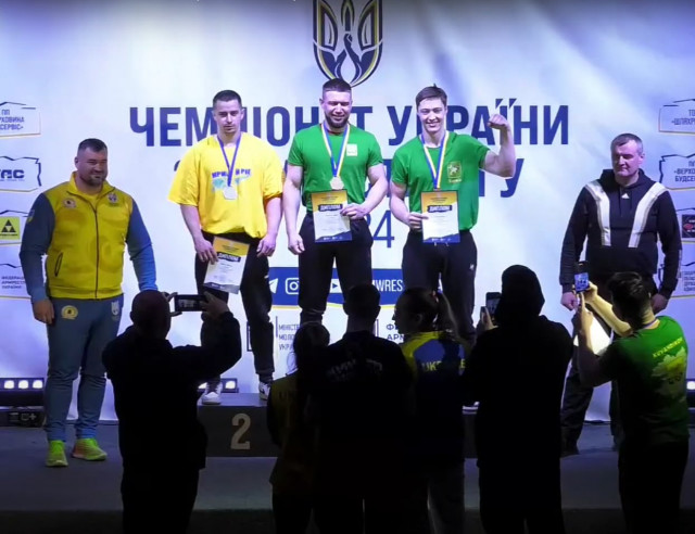 Армрестлер з Кривого Рогу здобув перемогу на чемпіонаті України