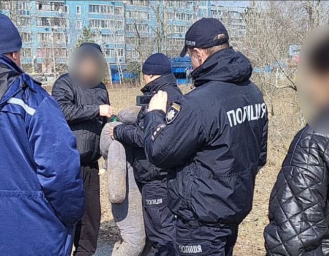 На Дніпропетровщині затримали підозрюваного у зґвалтуванні неповнолітньої дівчини