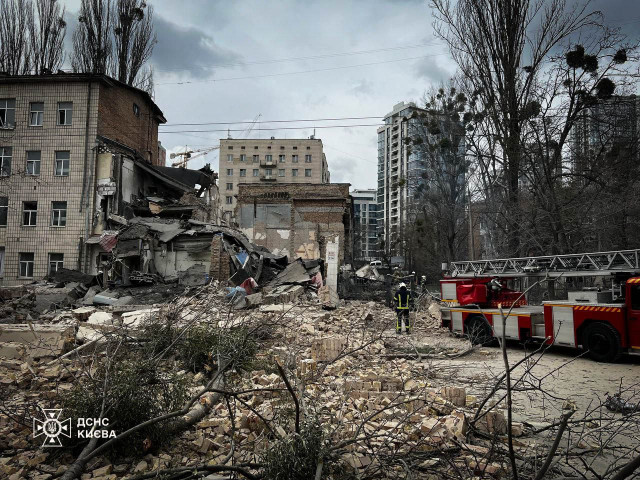 Ракетна атака на Київ 25 березня: фото наслідків