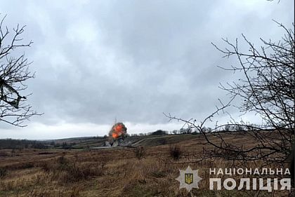 Вибухотехніки знешкодили бойову частину шахеда, який упав на багатоповерхівку у Кривому Розі