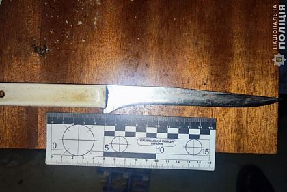 В Кривом Роге задержали мужчину, который ударил знакомого ножом