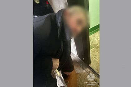 В Кривом Роге патрульные вернули домой пожилого мужчину, который потерялся