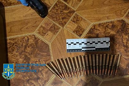 В Днепре задержали мужчину, который незаконно сбывал боевые припасы и взрывчатые вещества