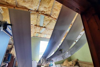 Пошкоджені будинки, газогін та поранений: поліцейські фіксують наслідки обстрілу Нікопольщини