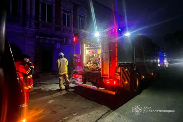 На пожежі в Дніпрі рятувальники виявили тіло чоловіка