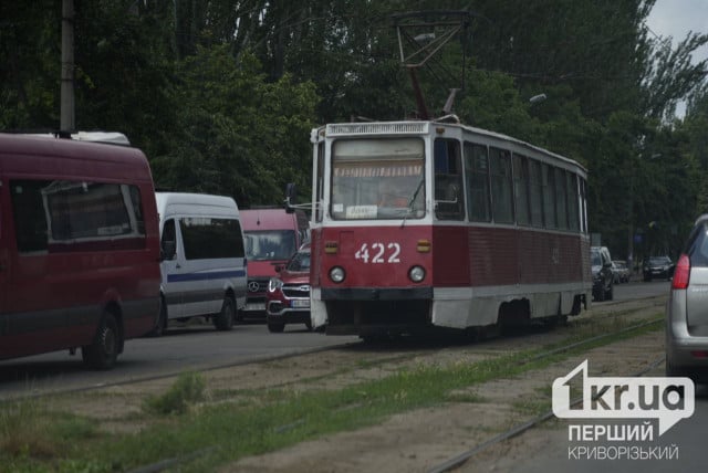 В Кривом Роге из-за ремонта путей не будут курсировать трамваи: в каком районе и когда