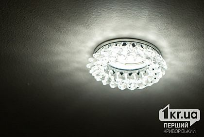 Как Укрэнерго распределило очереди отключений света на 12 декабря
