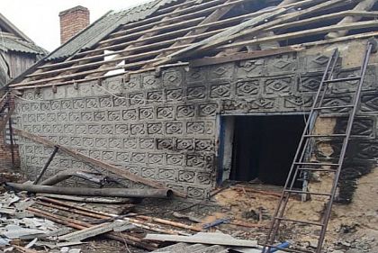 Повреждены 5 частных домов: оккупанты атаковали Никопольщину