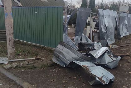 Россияне в очередной раз атаковали Никопольщину: пострадали люди, повреждены десятки домов