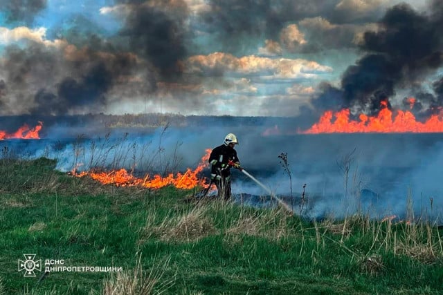 На Дніпропетровщині зберігається пожежна небезпека