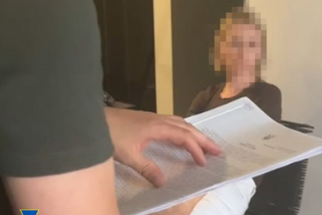 Працювала у «виборчому штабі» Путіна: СБУ затримала доньку ексмера Полтави