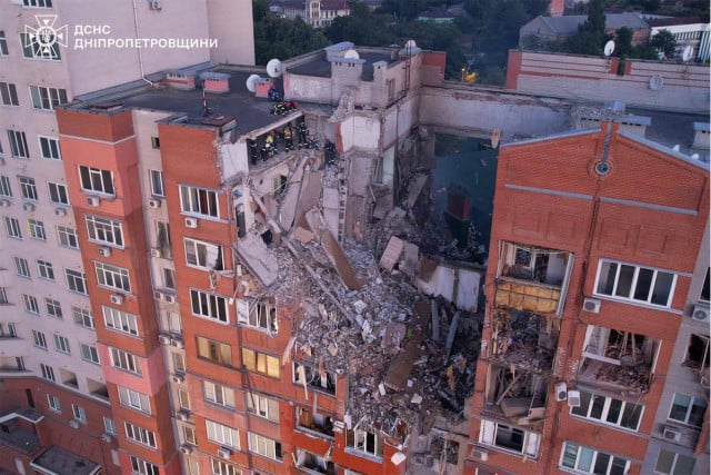 Обстрел многоэтажки в Днепре: пропавшими без вести считаются пять человек