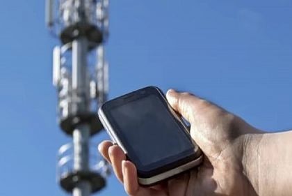 Криворожанам объясняют почему исчезает мобильная связь во время обесточиваний