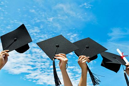 В Кривом Роге в этом году более 300 выпускников-медалистов