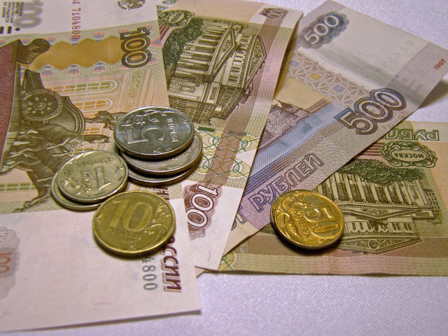 Нацбанк дал время украинцам избавиться от российских и белорусских рублей
