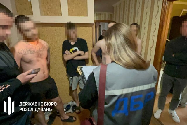 Мешканців Дніпропетровщини судитимуть за організацію шахрайського колцентру