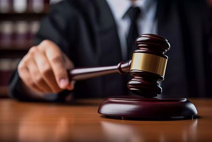 У Кривому Розі засудили чоловіка за катування неповнолітніх