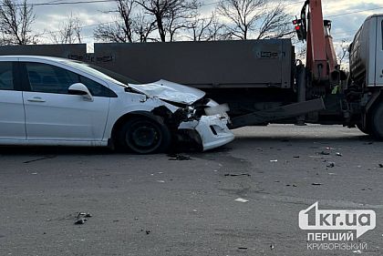 У Кривому Розі сталася ДТП на об’їзній: зіштовхнулись три автівки