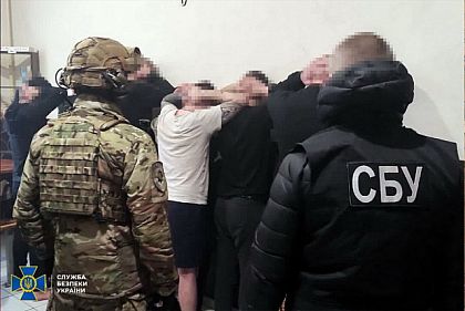 СБУ разоблачила заключенного, который выманивал деньги у родственников военных
