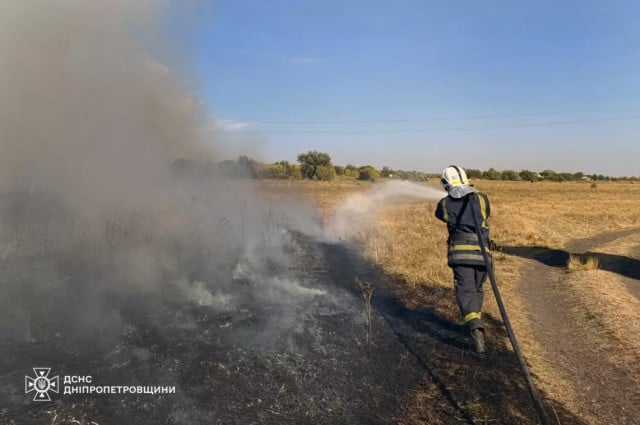 97 пожаров ликвидировали спасатели за минувшие сутки на Днепропетровщине