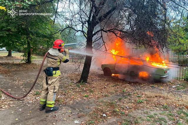 У Кривому Розі горіло легкове авто