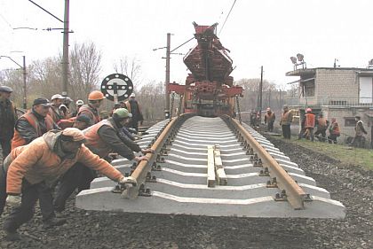 З початку року на Придніпровській залізниці відремонтували понад 136 кілометрів колій