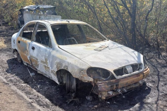 У Криворізькому районі загорівся автомобіль під час руху