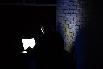 Днепропетровская облгосадминистрация требует принять участие в денежной помощи армии: фейк